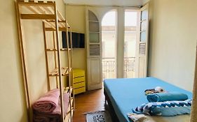 Small Simple Single Suite 305